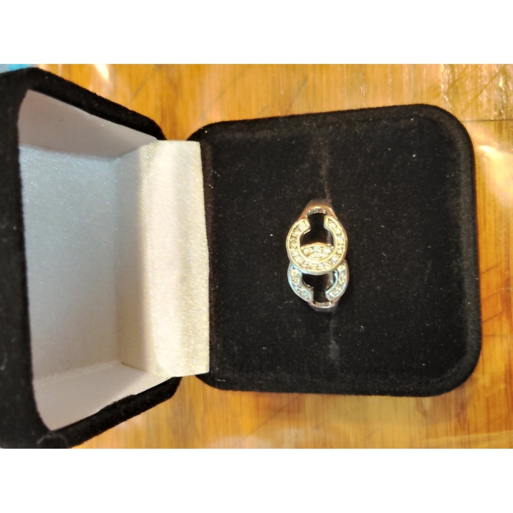 Guess Interlocking Horseshoe Ring Size 8 Openwork Bypass Design Womens Silver